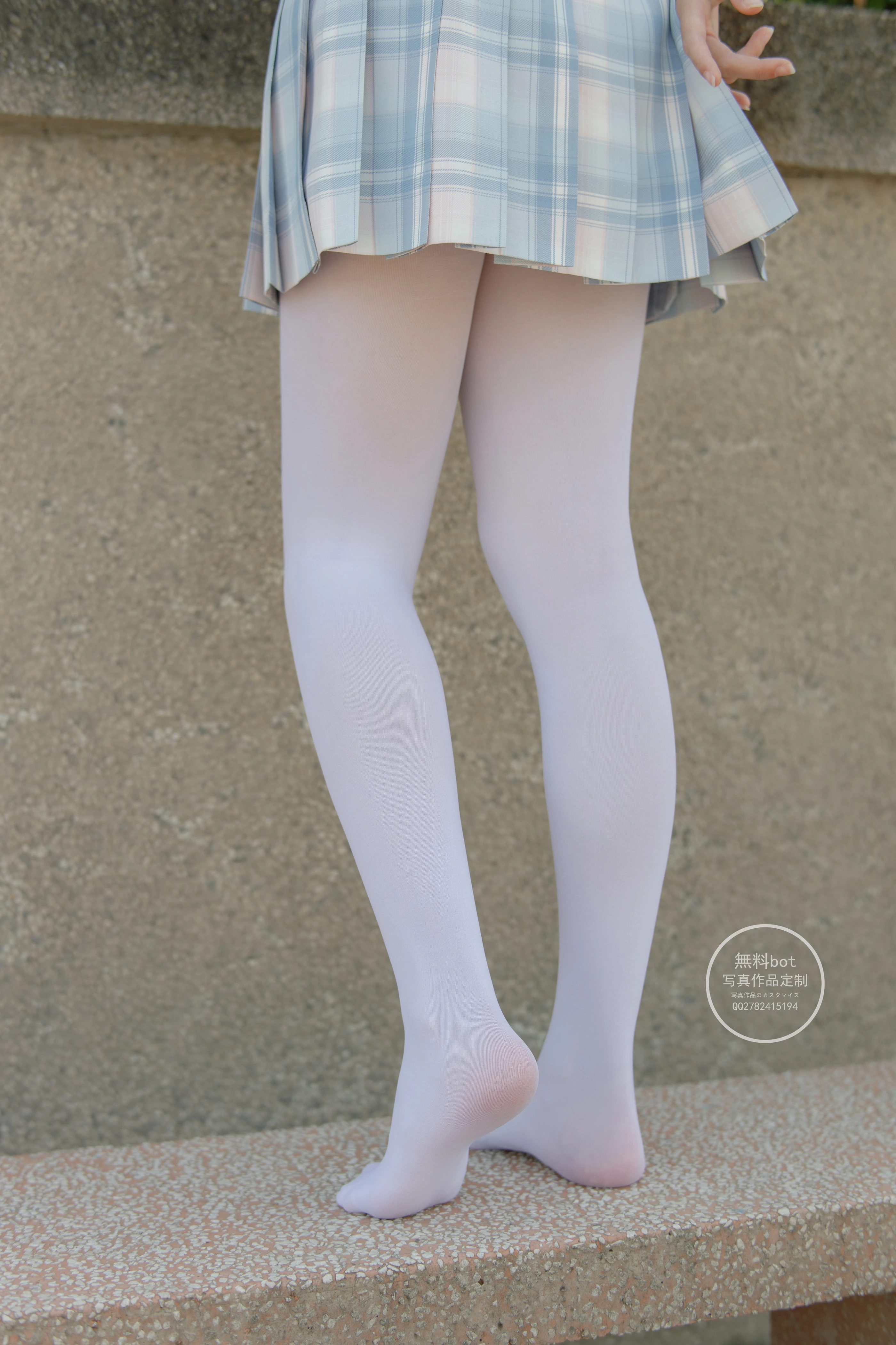 森萝财团 有料001  小兰 白丝JK制服少女 [64P]插图7